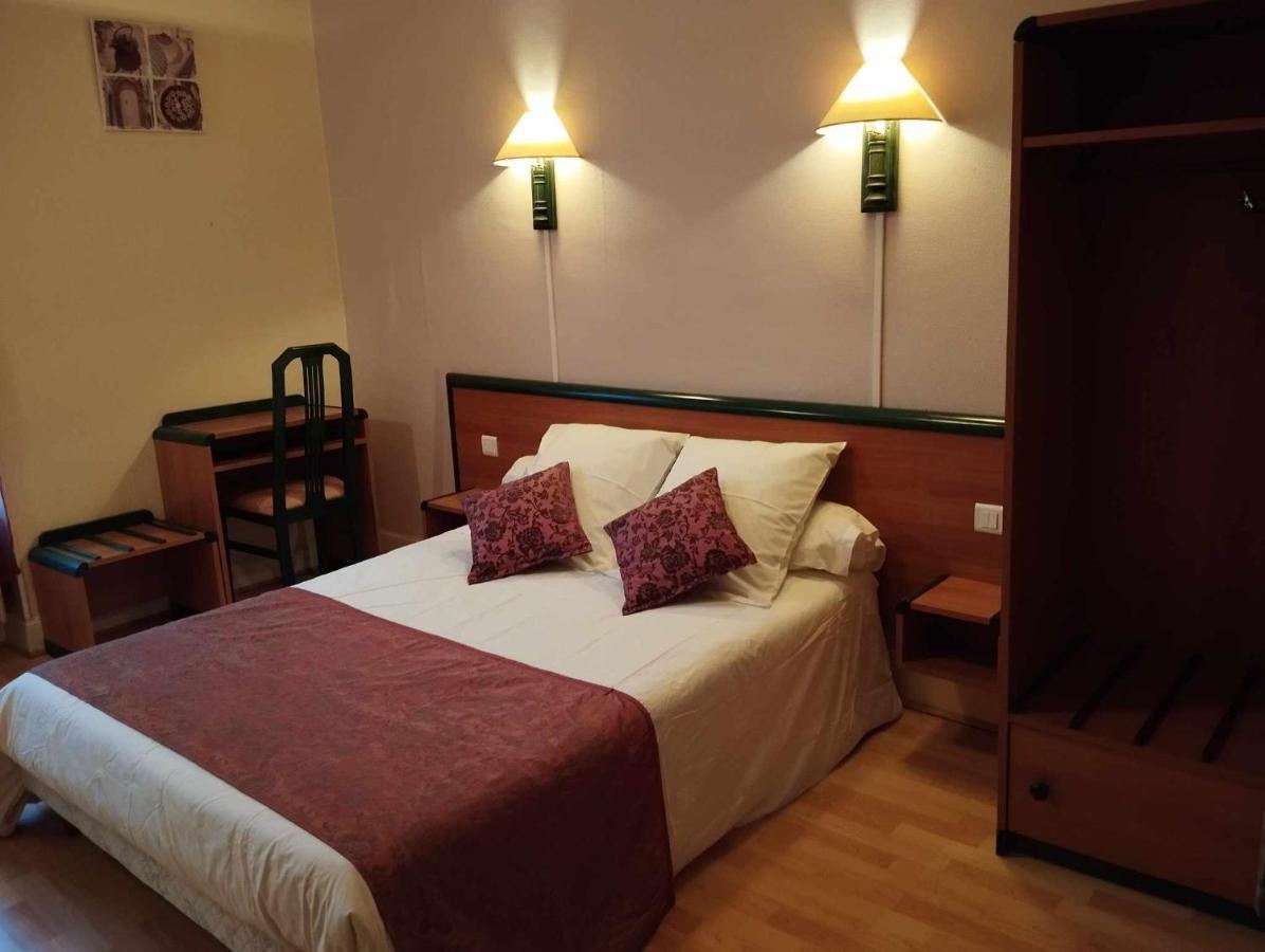 Hotel Moderne Prades-d'Aubrac Eksteriør billede